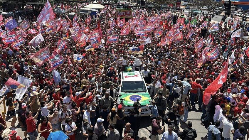O presidente Luiz Inácio Lula da Silva na Ceilândia