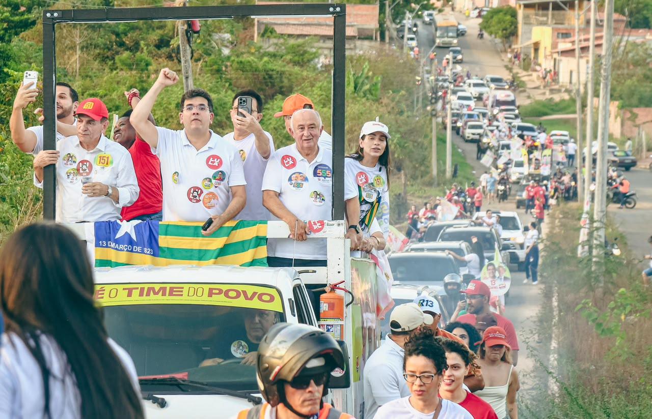 Rafael encerra campanha com grande carreata na zona Sul de Teresina