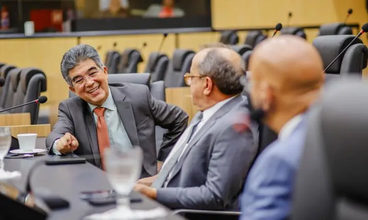 Deputado Francisco Limma destaca entrega domiciliar de insumos para pacientes renais 