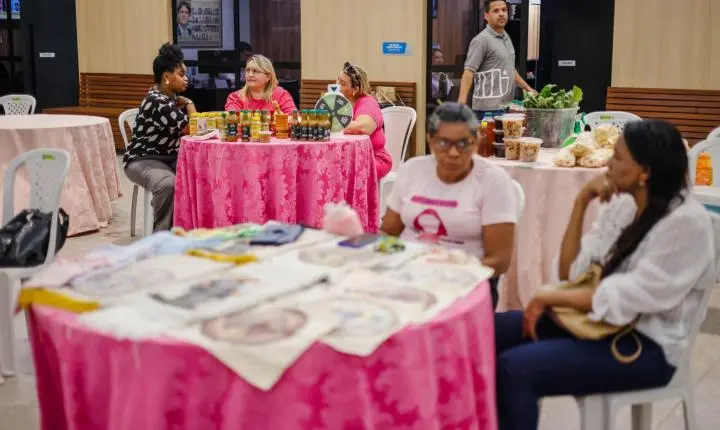 Feira do Servidor da Alepi destaca o Outubro Rosa e a saúde da mulher
