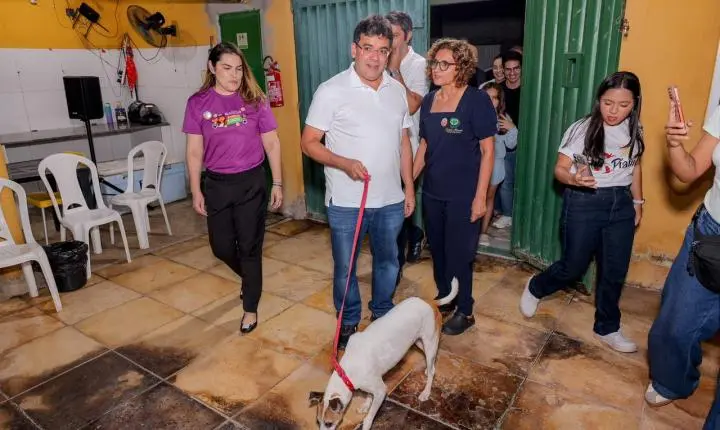 Governador visita sede da Apipa e anuncia ampliação de políticas de proteção animal no Piauí