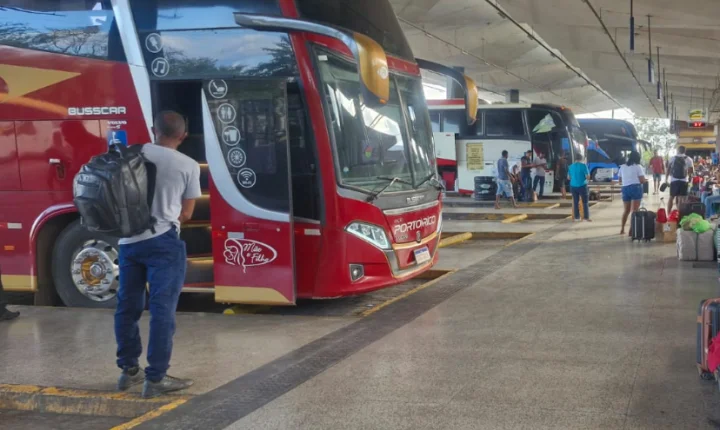 Governo do Piauí amplia horário do transporte gratuito para eleitores