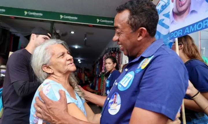 Joel faz caminhada pela zona Sul de Teresina e aposta no contato com o eleitor