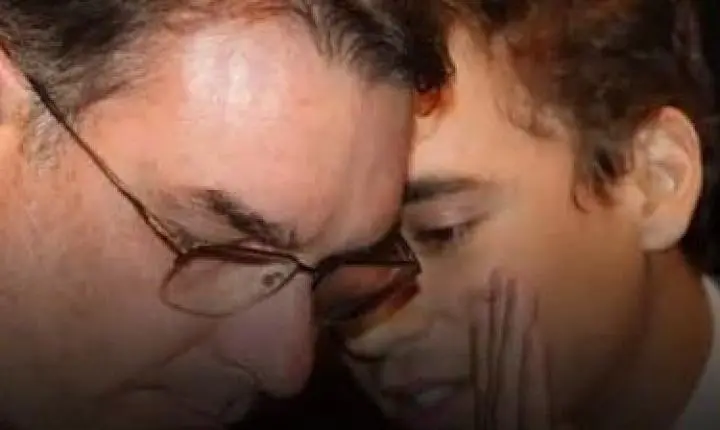 TSE ordena que Flávio e Nikolas removam vídeo usando crianças contra Lula