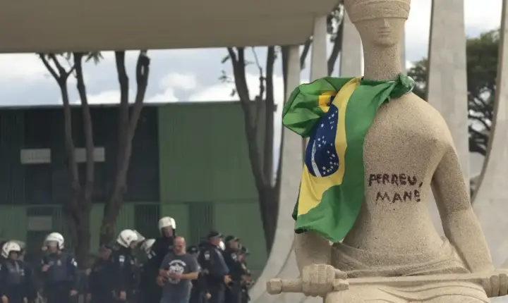 STF pode rever condenação de Jair Bolsonaro após eleições: Nunes Marques é o relator