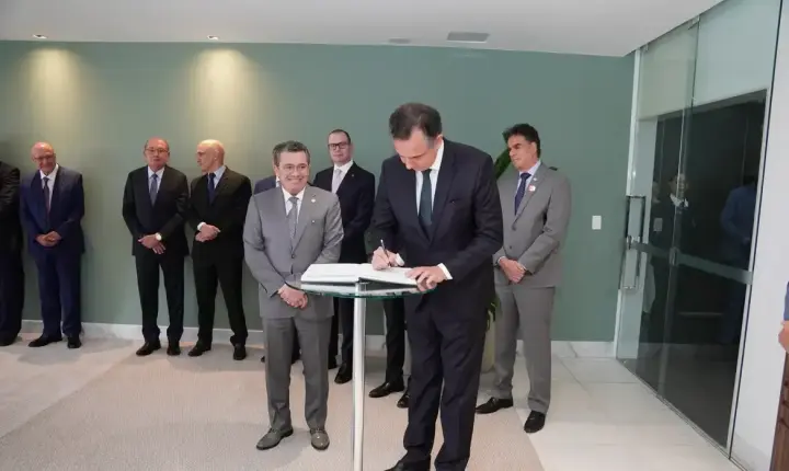 Ex-presidente do Senado, Rodrigo Pacheco, toma posse como ministro do TCU